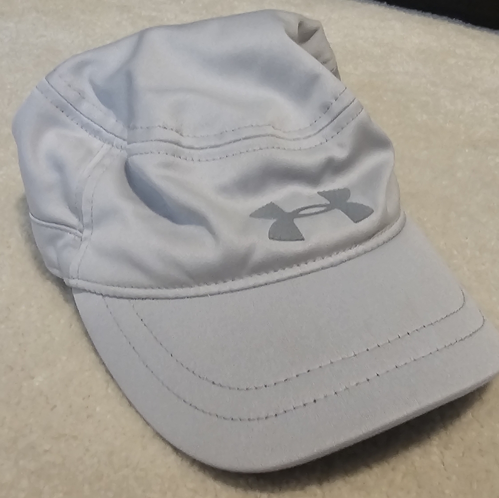 NWOT Under Armour Gray ColdBlack Golf Hat